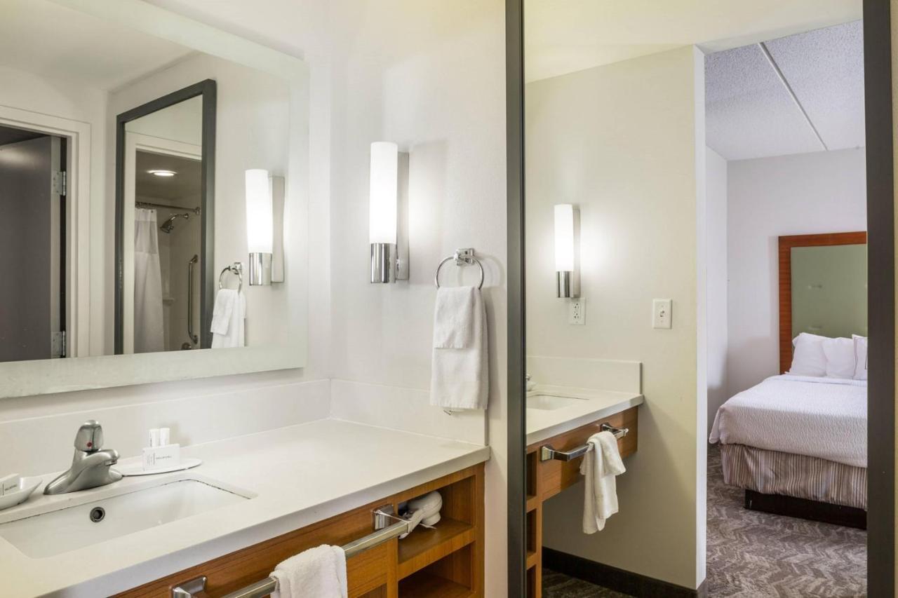 Springhill Suites Hampton Eksteriør bilde