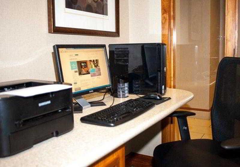 Springhill Suites Hampton Eksteriør bilde