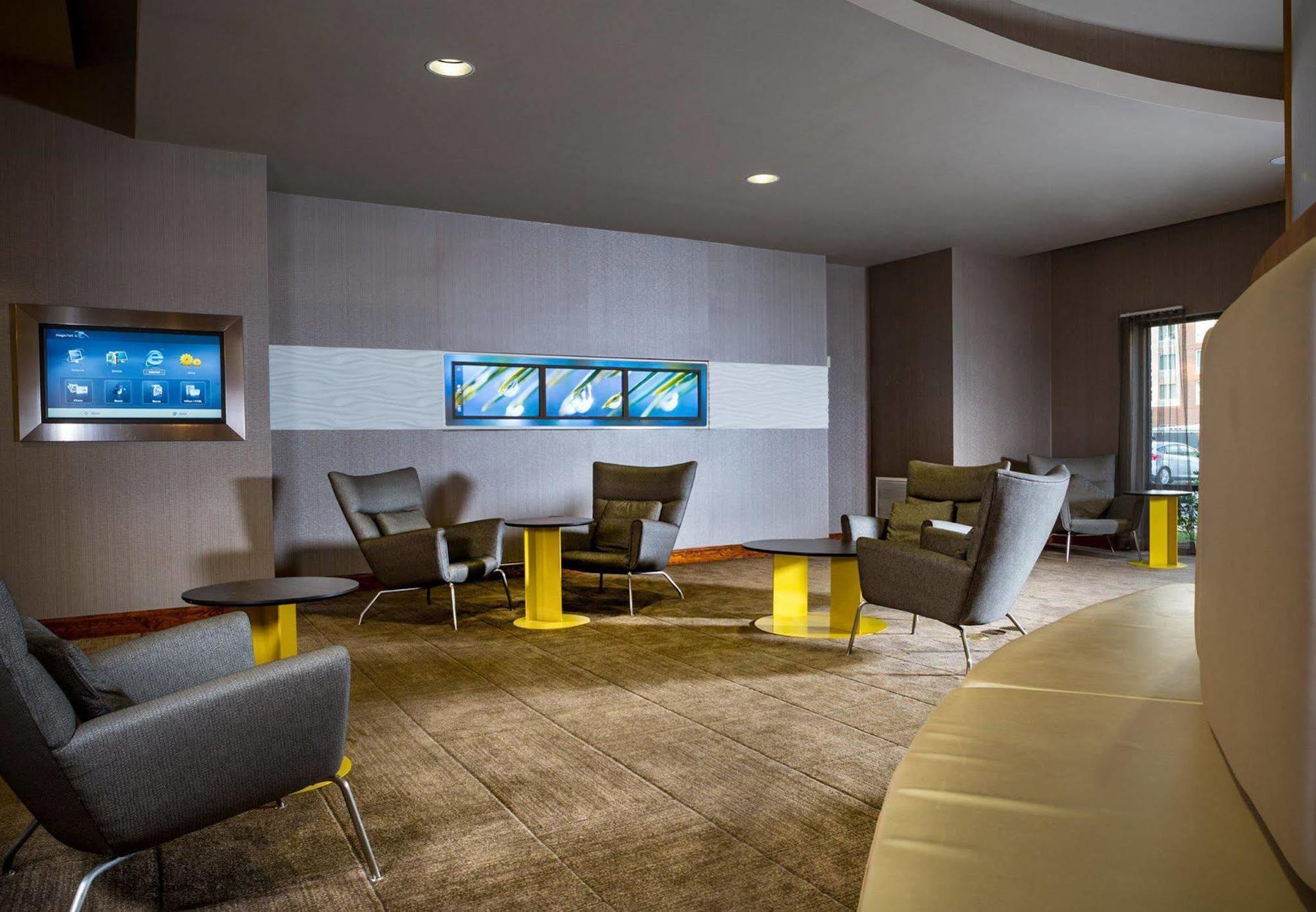 Springhill Suites Hampton Eksteriør bilde